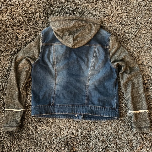 SOLD! Mossimo Jean Jacket with Hood - Size Medium - Picture 4 of 5